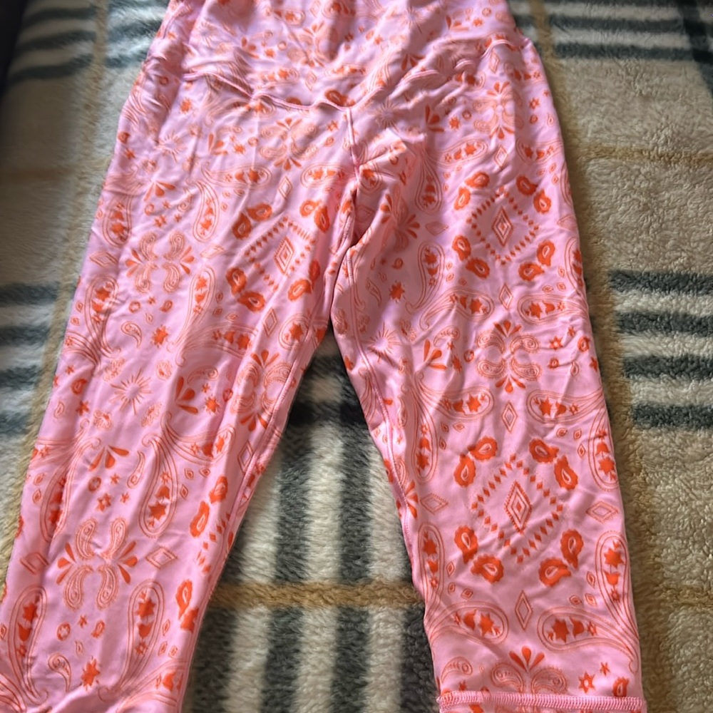 Offline by Aerie Crop leggings NWT